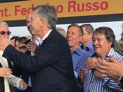 VIDEO: El frío saludo de Macri con Magario
