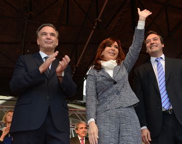 Cristina: Al ministro de Economía lo atacan porque no lo pueden comprar