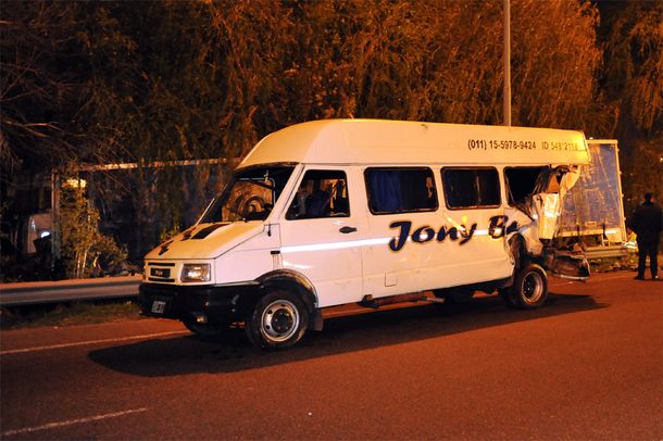 Choque múltiple en avenida Lugones: hubo 12 heridos