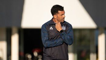 el delantero que carlos tevez busca para reforzar el ataque de talleres: de quien se trata el delantero que carlos tevez busca para reforzar el ataque de talleres: de quien se trata