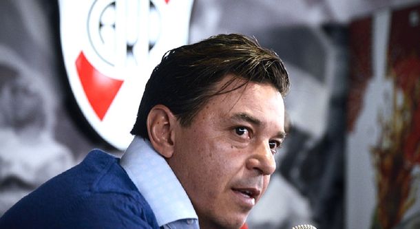 Gallardo, sobre la posible partida de Alario: Si quiere irse lo acompaño a Ezeiza
