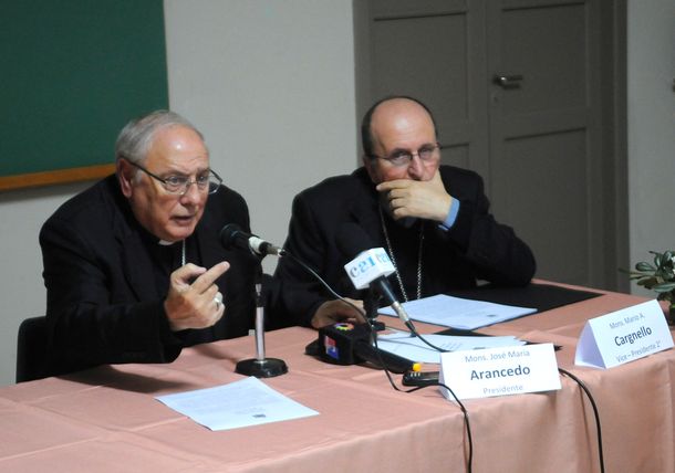 Monseñores José María Arancedo y Mario Cargnello