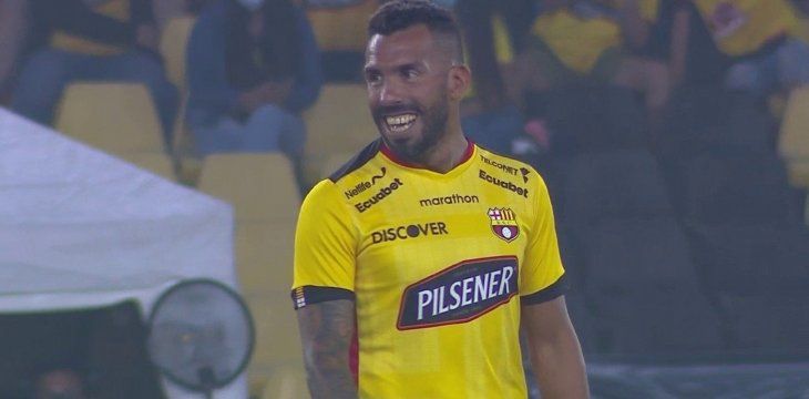 Carlos Tevez volvió al fútbol
