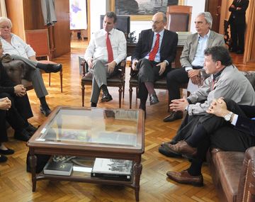 Crisis en Impsa: el Gobierno compromete ayuda para proteger puestos de trabajo