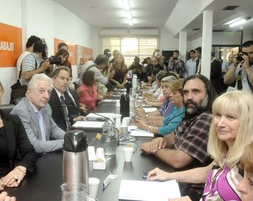 Docentes bonaerenses retoman este miércoles negociaciones paritarias