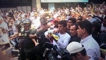 le dictan prision preventiva a lopez, pero le retiran cargos por terrorismo le dictan prision preventiva a lopez, pero le retiran cargos por terrorismo