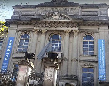 El Gobierno eliminó dependencias del Malbrán y fusionó otras