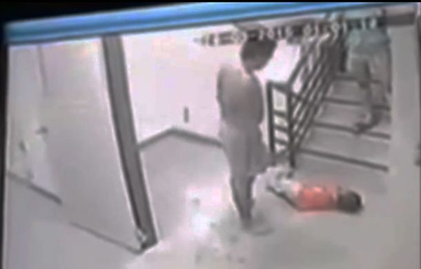 Un hombre mató a golpes a su hijastro de dos años