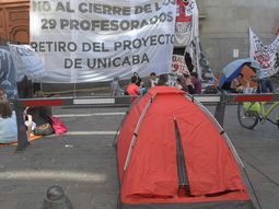 Formación docente: qué es la UniCABA que será ley y generó el rechazo de los gremios
