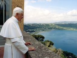 Benedicto XVI en la residencia de Castel Gandolfo Benedicto XVI en la residencia de Castel Gandolfo