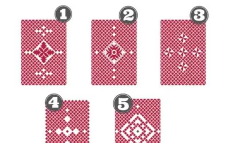 Test viral: la tarjeta que elijas revelará qué te impide tener éxito