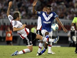 en cero: river y velez aburrieron e igualaron sin goles en cero: river y velez aburrieron e igualaron sin goles