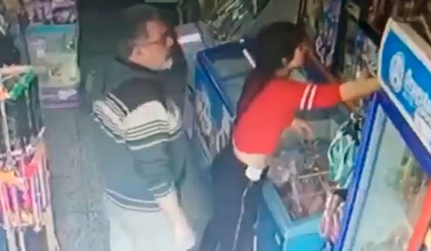 Lomas del Mirador: el acusado de abuso volvió al kiosco y fue golpeado por los vecinos
