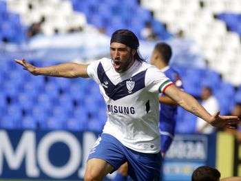 Pavone destrabó su salida de Racing y será nuevo refuerzo de Vélez