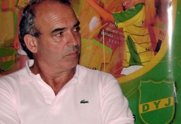 Polémica Mundial: seis barras increparon a un dirigente de la AFA