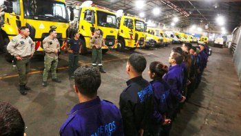 bomberos de la ciudad partieron hacia chubut para colaborar con el combate al fuego bomberos de la ciudad partieron hacia chubut para colaborar con el combate al fuego