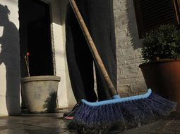 las empleadas domesticas deben tener art y cuenta sueldo las empleadas domesticas deben tener art y cuenta sueldo