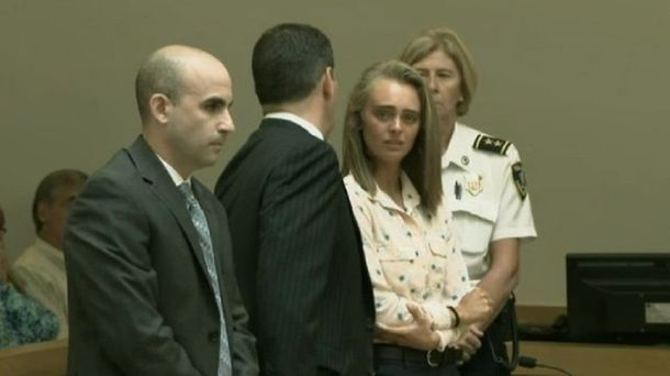 La condenaron por instigar al suicidio a su novio vía mensajes de texto