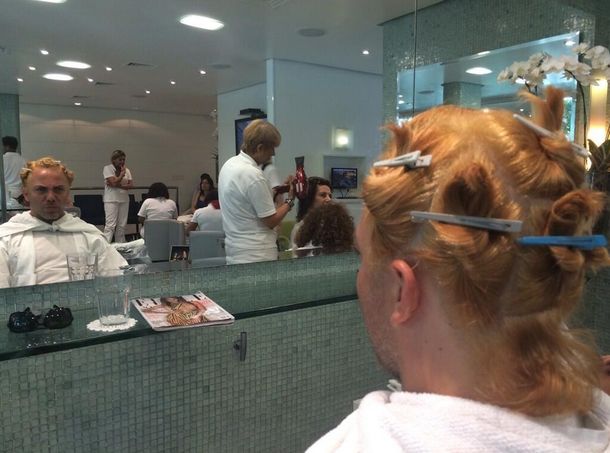 Cristian Castro sigue con su obsesión femenina