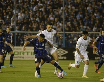 Atlético Tucumán empató con Banfield y ahora comparte la cima con Gimnasia