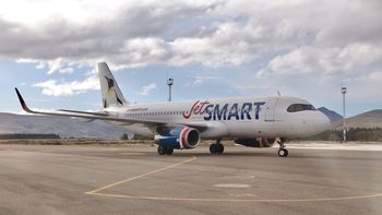 JetSmart comenzará a volar en mayo entre Uruguay y Argentina. JetSmart comenzará a volar en mayo entre Uruguay y Argentina.