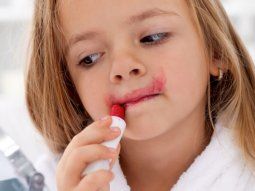 la anmat prohibio la venta de una serie de maquillajes infantiles la anmat prohibio la venta de una serie de maquillajes infantiles