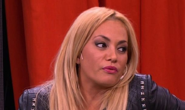 María Eugenia Ritó habló sobre la crisis a la salida de un boliche.