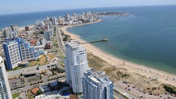 uruguay confirma mecanismos de pago de turistas argentinos uruguay confirma mecanismos de pago de turistas argentinos