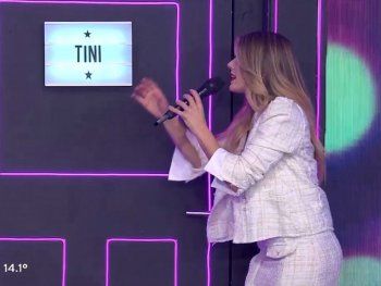 Se presentaron en Bienvenidos a Bordo como las dobles de Tini Stoessel y estallaron las redes sociales