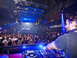 las fiestas electronicas continuan y se mudaron a los boliches portenos las fiestas electronicas continuan y se mudaron a los boliches portenos