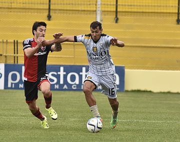 Olimpo le ganó a un golpeado Newells