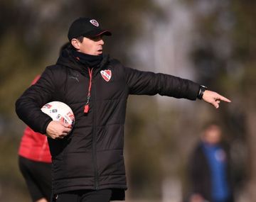 Independiente no tiene paz: renunció el entrenador interino Claudio Graf