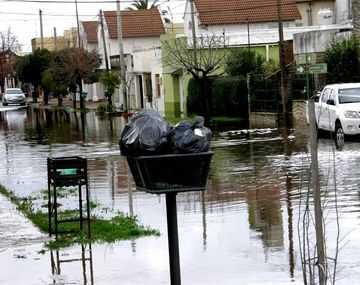 Buscan a un joven de Lobos que desapareció en medio de las inundaciones