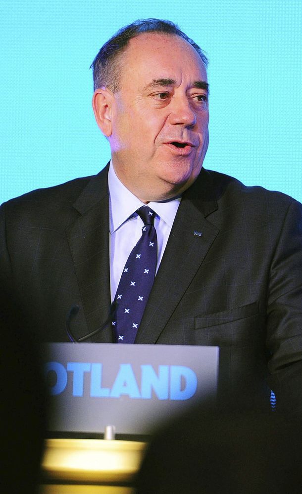 Tras el No en Escocia, el primer ministro anticipó su renuncia