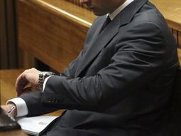 pistorius se declaro inocente de matar a su novia en el comienzo del juicio pistorius se declaro inocente de matar a su novia en el comienzo del juicio