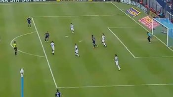 El ex volante de Lanús la agarró de lleno y no perdonó El ex volante de Lanús la agarró de lleno y no perdonó