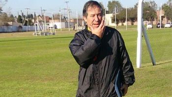 Ariel Holan, candidato a técnico de Independiente Ariel Holan, candidato a técnico de Independiente