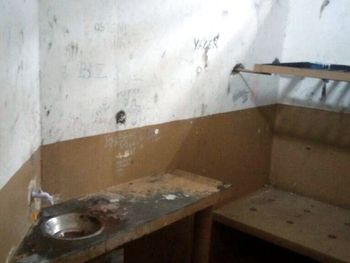 Así pasa sus días Castilo en una celda