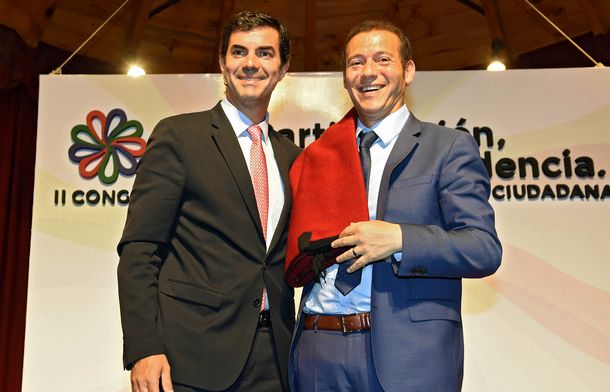 Juan Manuel Urtubey junto a Omar Gutiérrez