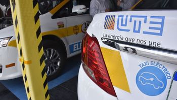 Ya circulan 140 taxis eléctricos en la capital de Uruguay. Ya circulan 140 taxis eléctricos en la capital de Uruguay.