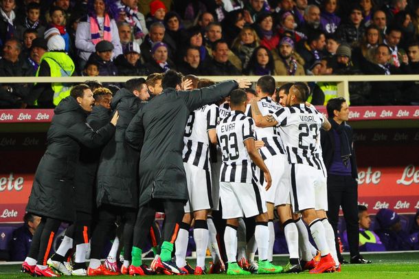 Sin Tevez, Juventus goleó en Florencia y se clasificó a la final de la Copa Italia