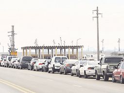 exodo por el tipo de cambio: miles de argentinos compran en paraguay exodo por el tipo de cambio: miles de argentinos compran en paraguay