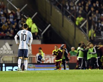 Argentina empató con Venezuela de local y se complica la clasificación