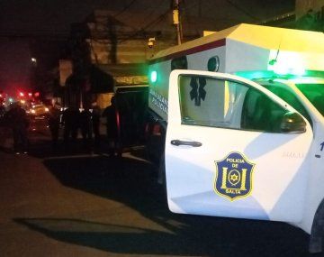 Voraz incendio destruyó parte de un histórico mercado de Salta