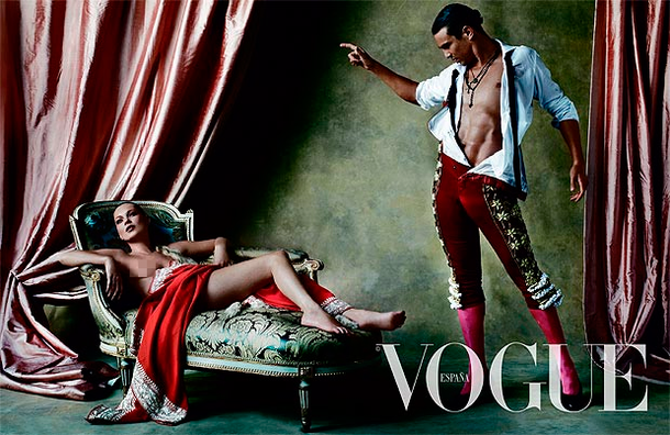 Kate Moss impresionó con su topless en una revista