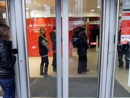 Pronostican desarrollo del país con ahorro y crédito barato