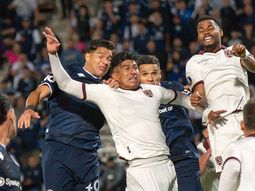 independiente rivadavia vencio a bolivar por 1-0 en su historico debut en copa libertadores independiente rivadavia vencio a bolivar por 1-0 en su historico debut en copa libertadores