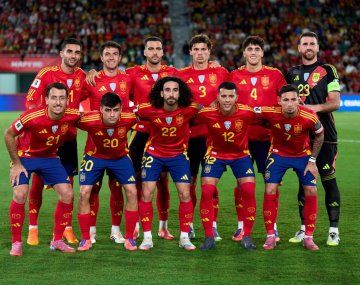 Insólito: un defensor de España utilizará la N°10 por Eliminatorias