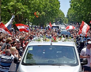 Emotiva despedida a Sabella en La Plata