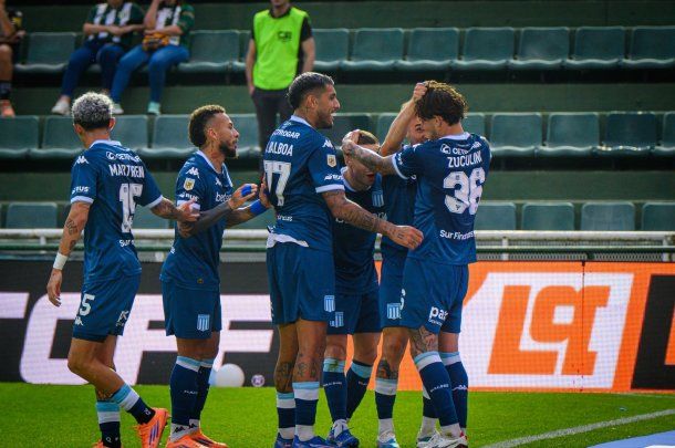Con un doblete de Bruno Zuculini, Racing venció 3-1 a Banfield y se acerca a los playoffs